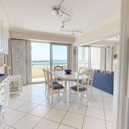 Apartman Le Montecristo Face A La *