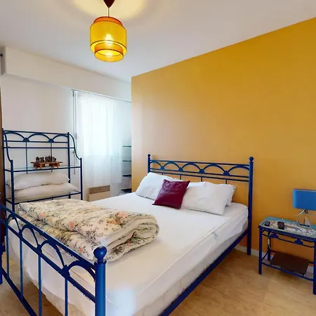 Le Montecristo Face A La *