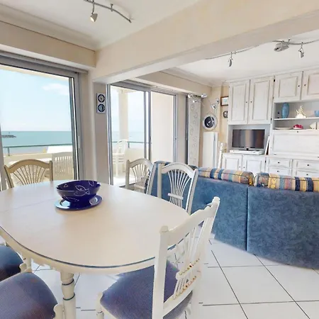 Le Montecristo Face A La Apartman Saint Gilles Croix de vie