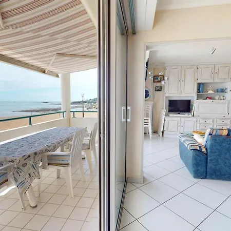 Apartman Le Montecristo Face A La Saint Gilles Croix de vie